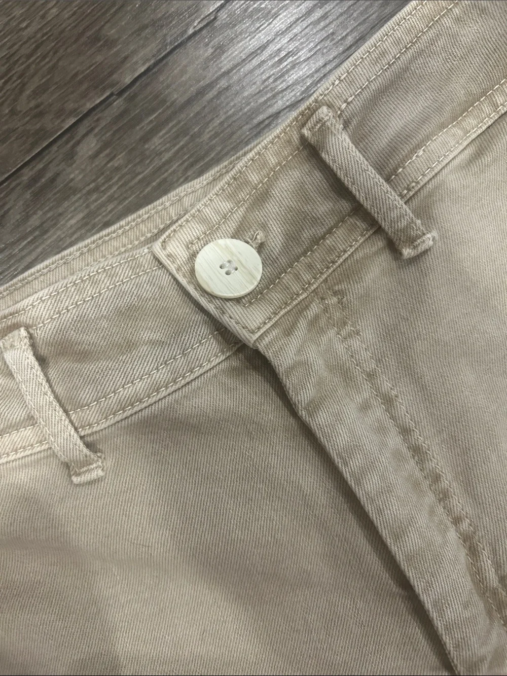 Zara Beige Wide-Leg High-Rise Jeans - Picture 3 of 5